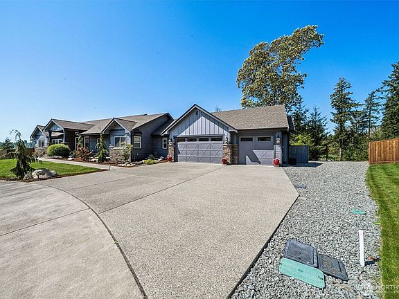 2nd image of 168 Mountain Crest Lane