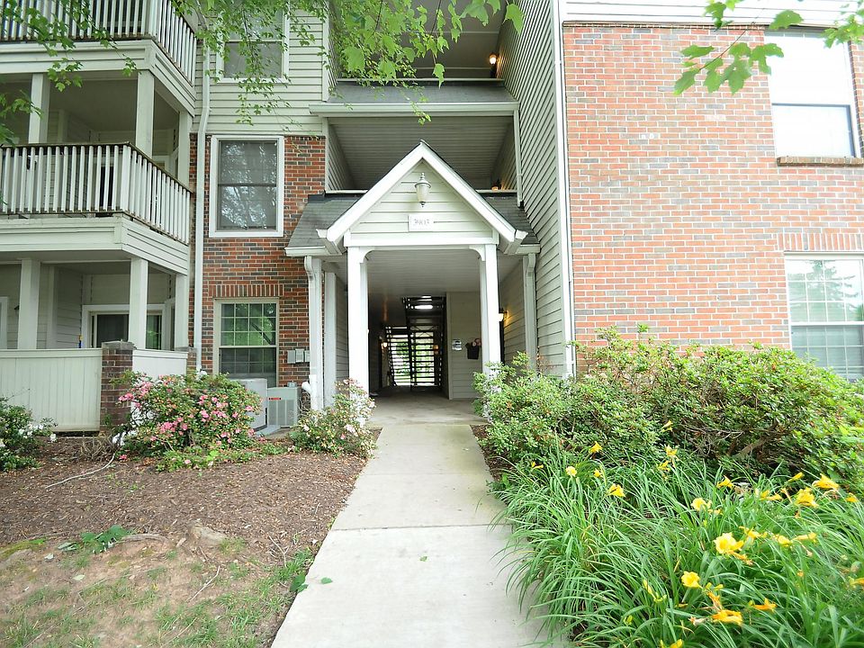 1st image of 3903 Penderview Dr APT 1506
