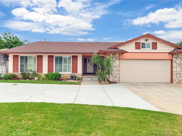 1900 Brae Burn Dr, Corona, CA 92882