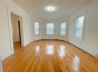 301 Lexington St #1, Auburndale, MA 02466