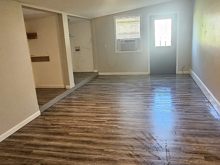 308 Paula Ave — Photo 5