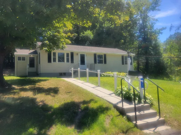 42 Maloney Court, Winchester, CT 06098