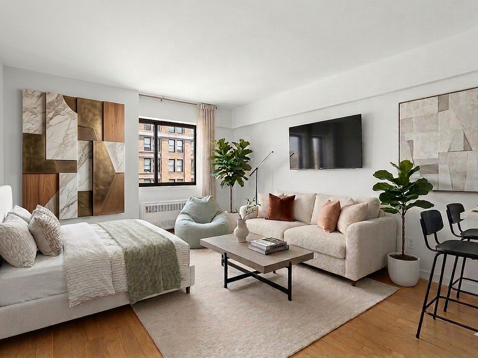 1st image of 9 E 32nd St #3FR