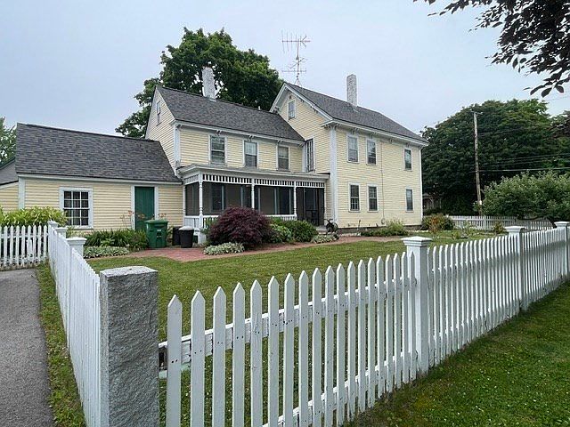 1st image of 46 Concord St