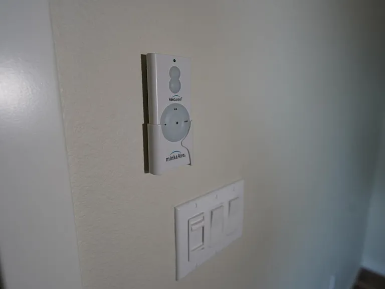 5860 W Santa Ana Ave — Photo 24