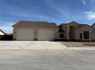 1303 E Cherry Creek Dr, Fort Mohave, AZ 86426