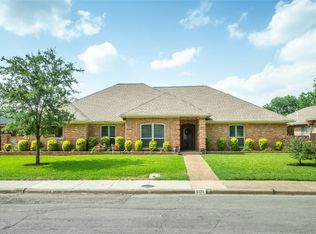 6111 Bluff Point Dr, Dallas, TX 75248