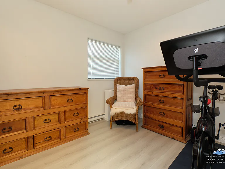 3142 Saint Johns St — Photo 11