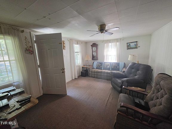4th image of 228 Shipp Springs Rd