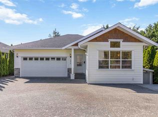 808 Jagdeep Pl, Saanich, BC V8X2N3