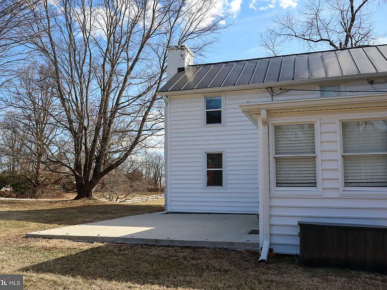 1510 Loudoun Dr — Photo 7