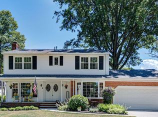 33339 Lake Rd, Avon Lake, OH 44012