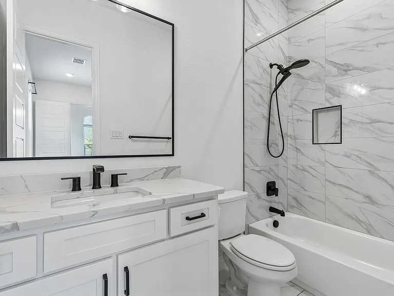 1908 Breezy Brook Ln — Photo 13