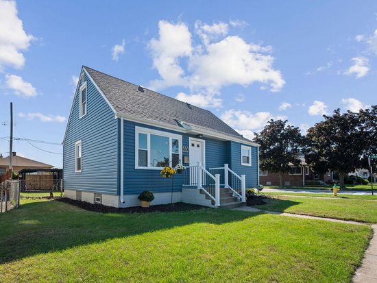 530 139th St, Hammond, IN 46327