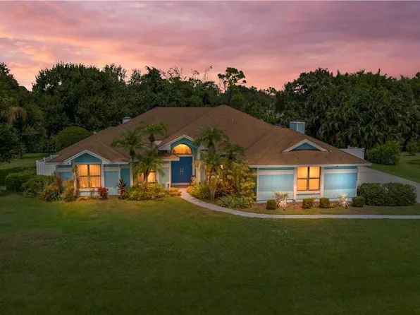 1127 SW Catalina Street, Palm City, FL 34990