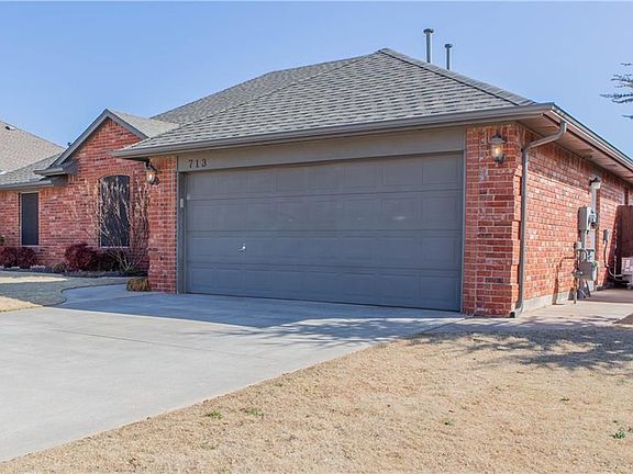 3rd image of 713 Morningside Dr