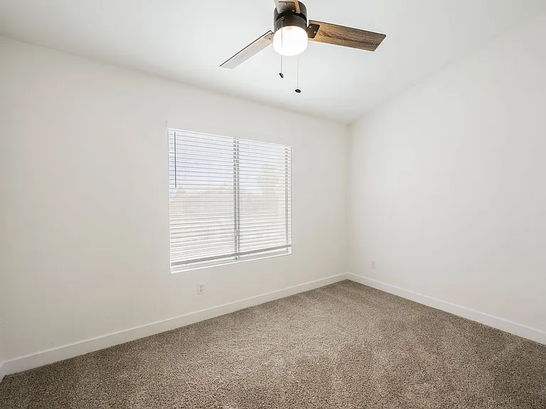 802 Airy Hill St — Photo 30