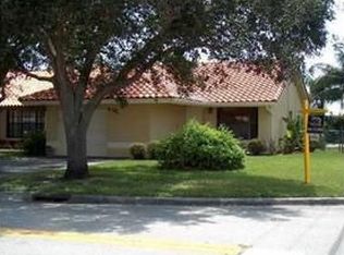 2811 NW 95th Ave, Coral Springs, FL 33065