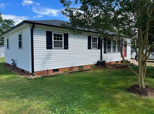 196 Blalock Rd, Boiling Springs, SC 29316