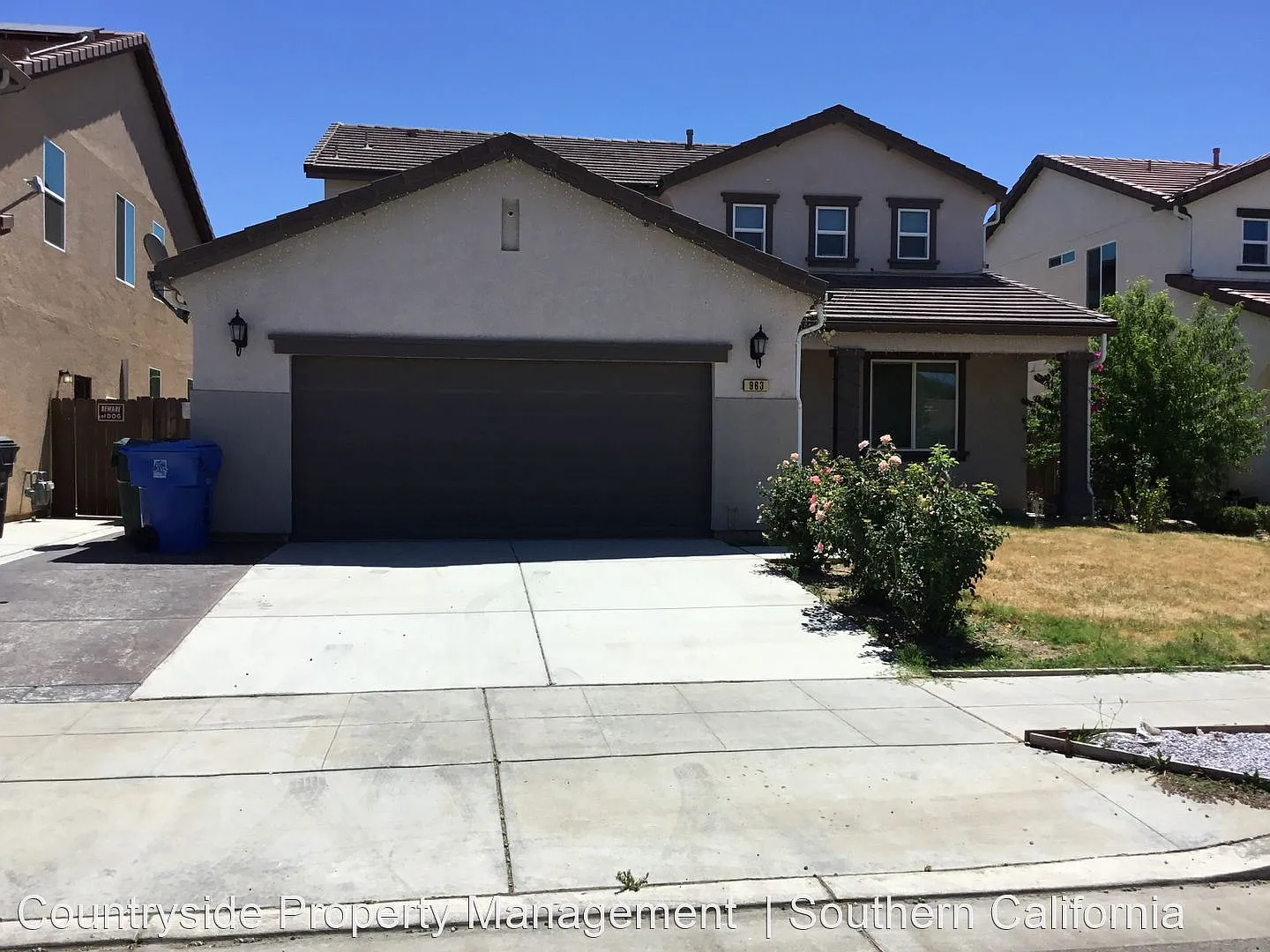 963 Monterey St photo 1