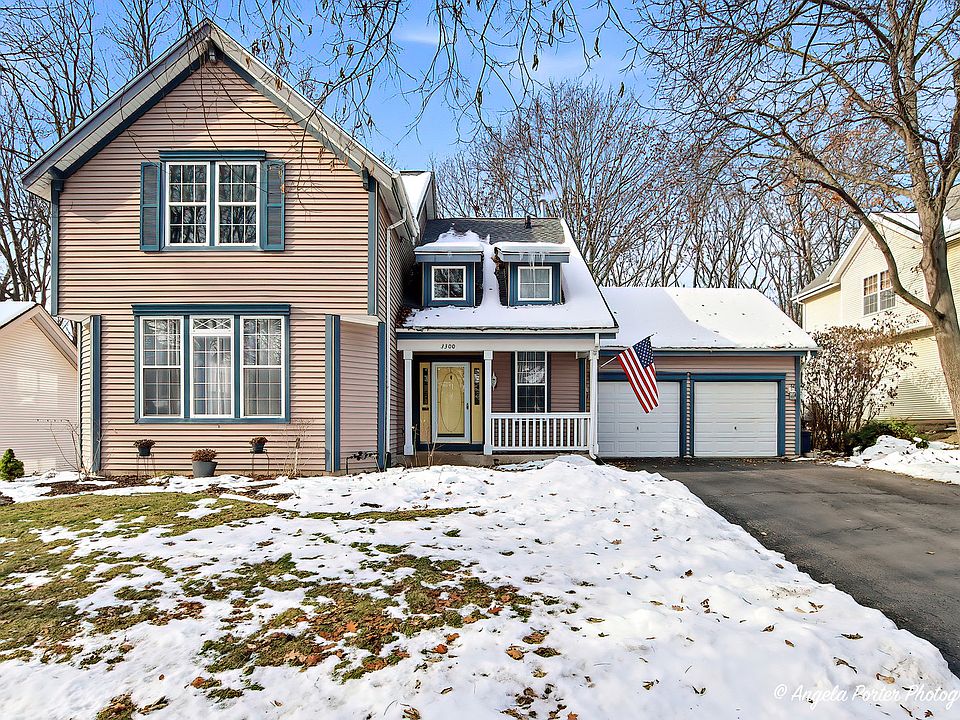 1st image of 3300 Country Ln