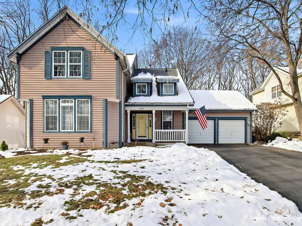3300 Country Ln, Waukegan, IL 60087