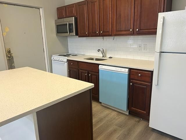 1st image of 5098 Walnut St #A102