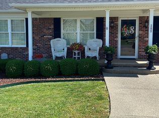 209 Oak Dr, Springfield, KY 40069