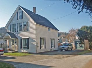 8 Scampini Sq, Barre, VT 05641