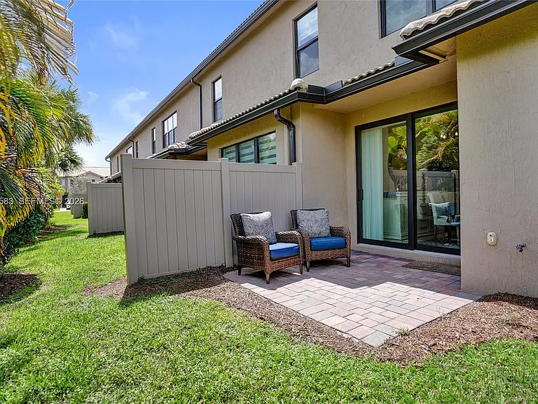 8193 Cinch Way — Photo 60