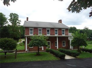 42 Mill Street Ext, New Stanton, PA 15663