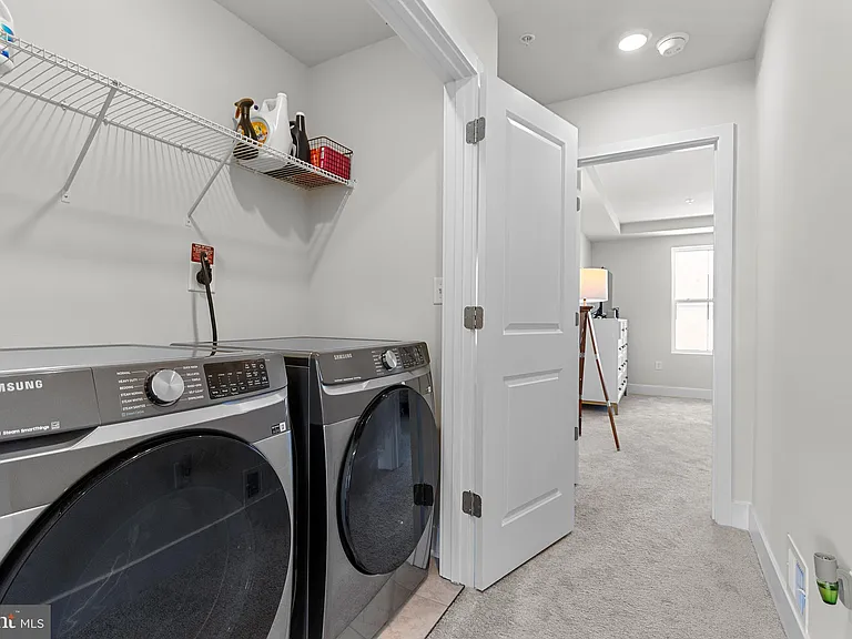 10893 Drummond Pl — Photo 27