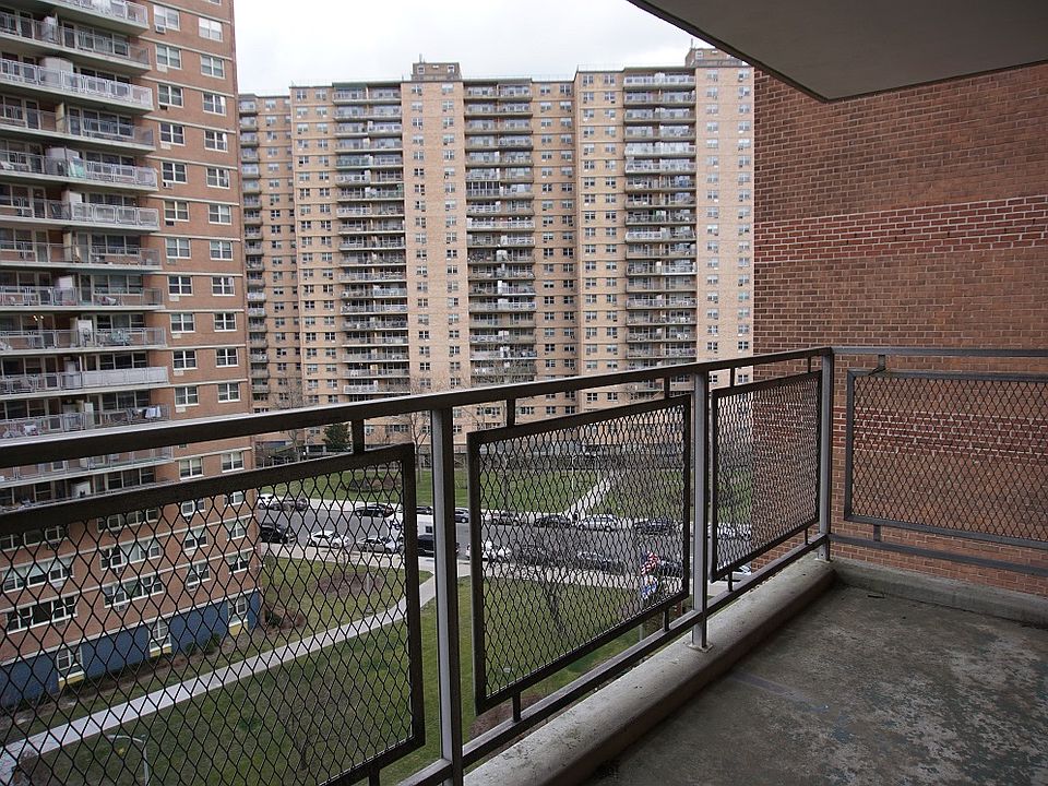 1st image of 2940 W 5th St #8J