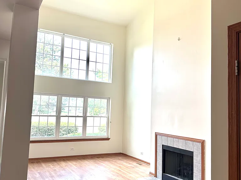 315 Bay Dr — Photo 9