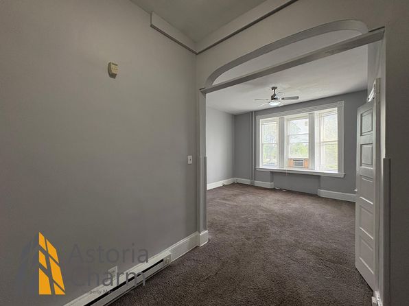 3304 Auchentoroly Ter APT 2A