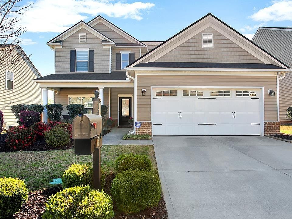 1st image of 15 Madeline Cir