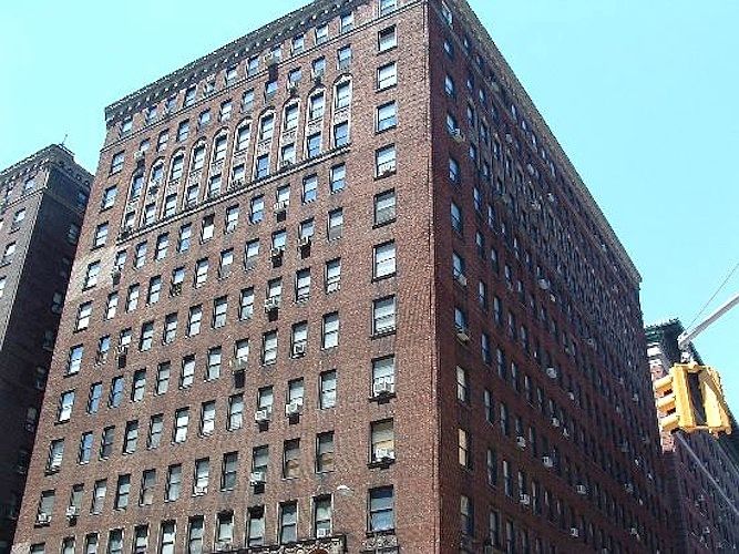 1st image of 200 W 90th St APT 8F