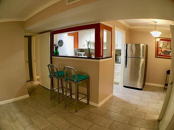 3rd image of 5929 Queensloch Dr APT 134