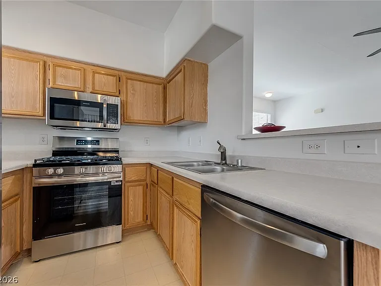 9050 W Warm Springs Rd #2123 — Photo 11