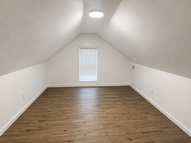20 Derry St #1 — Photo 5