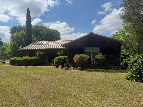 239 Garden Dr, Blakely, GA 39823
