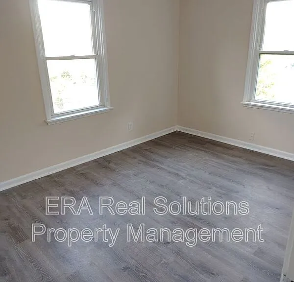 4245 Leeper St — Photo 11