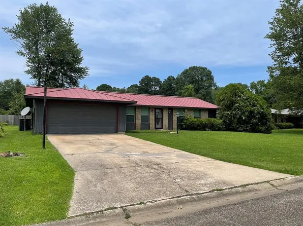 103 Thames Ct, Idabel, OK 74745