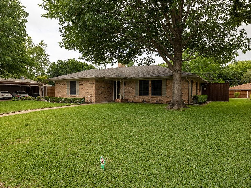 1st image of 2405 Ingleside Dr