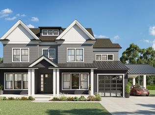 18 Bramble Ln, Riverside, CT 06878