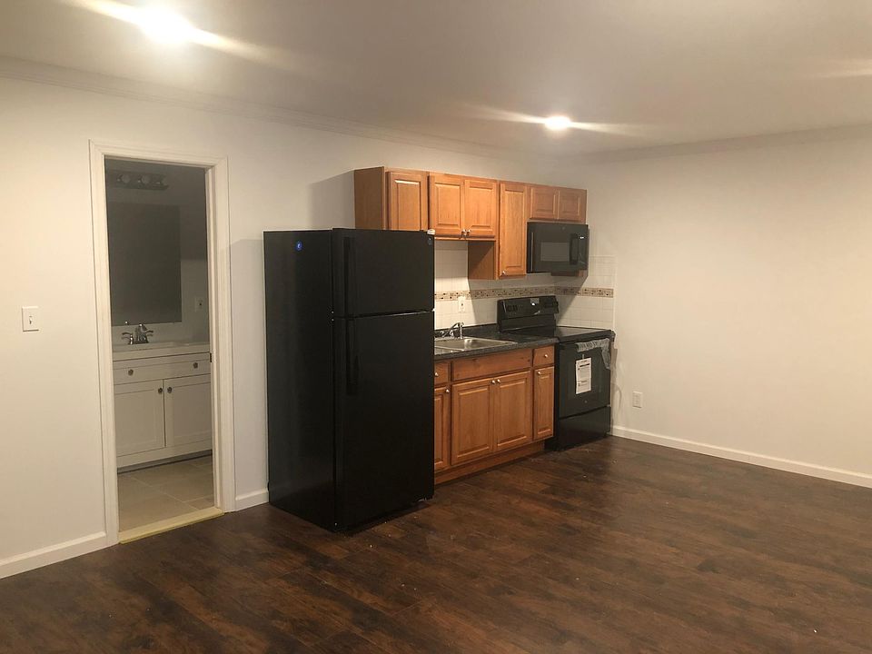 2nd image of 64 Teddy Ct