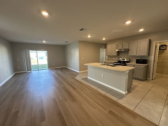 5th image of 1448 Berry Ln