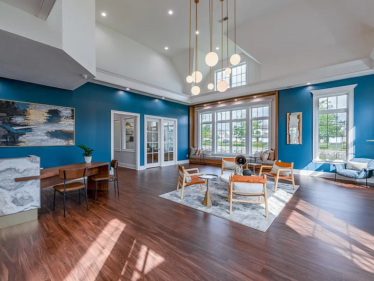Hilliard Grand Leasing Office