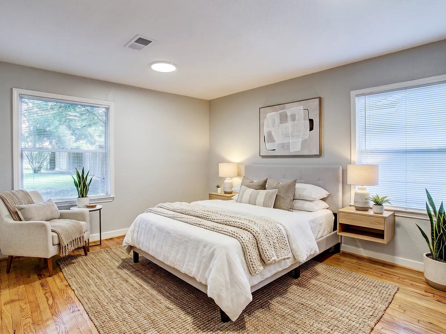2 bed, 1500 sqft, $2,000 — Photo 3