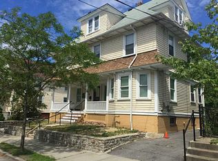 75 Corinth St, Providence, RI 02907
